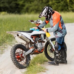 how fast can a 50cc dirt bike go