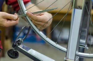 how to measure bicycle spoke length